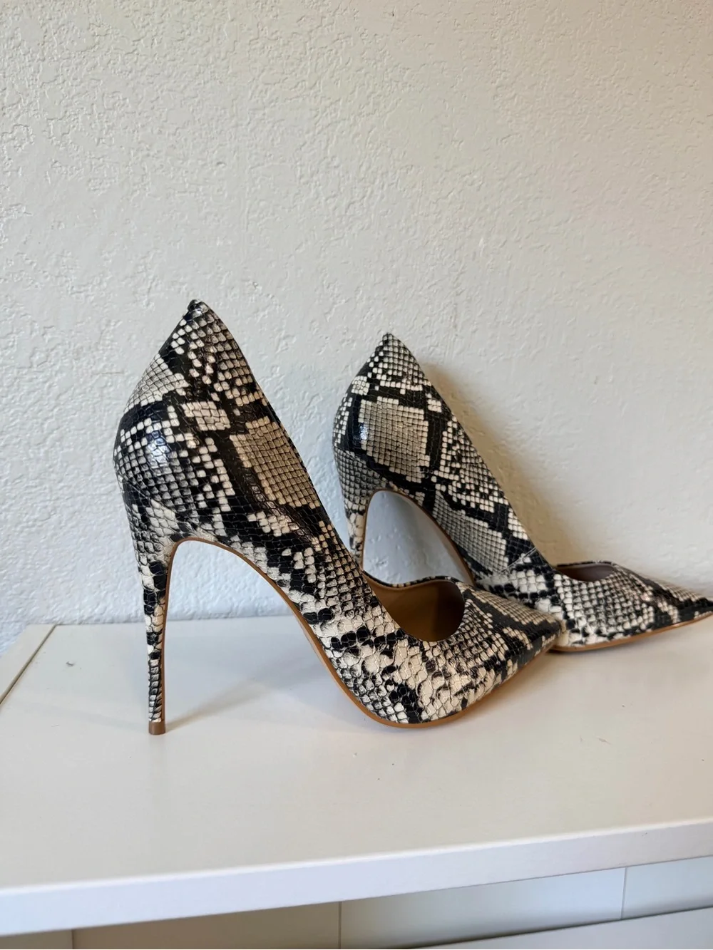 Aldo Black & White Snake-Print Pointed Stiletto Heels